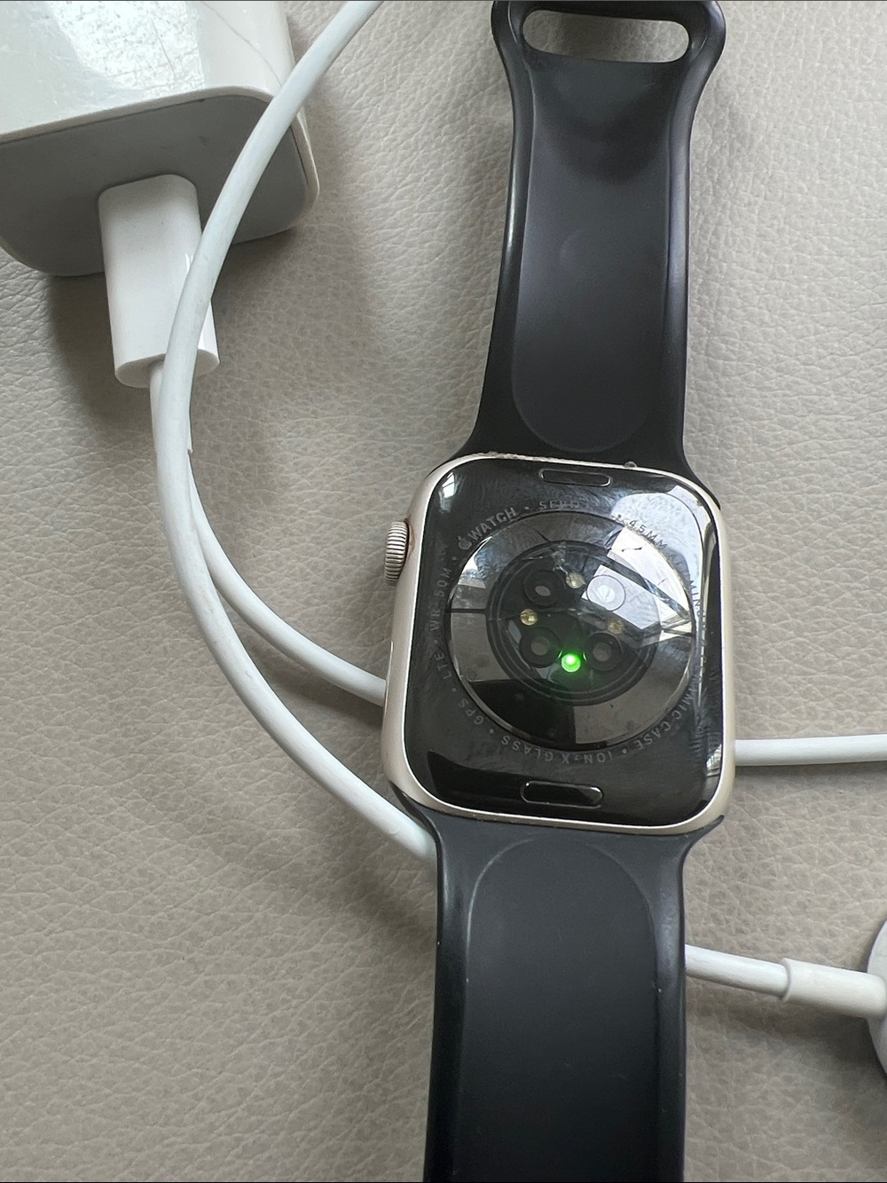 Apple Watch Series 7 Smartwatch with Black Silicone Band and Magnetic Charger - Picture 8 of 8